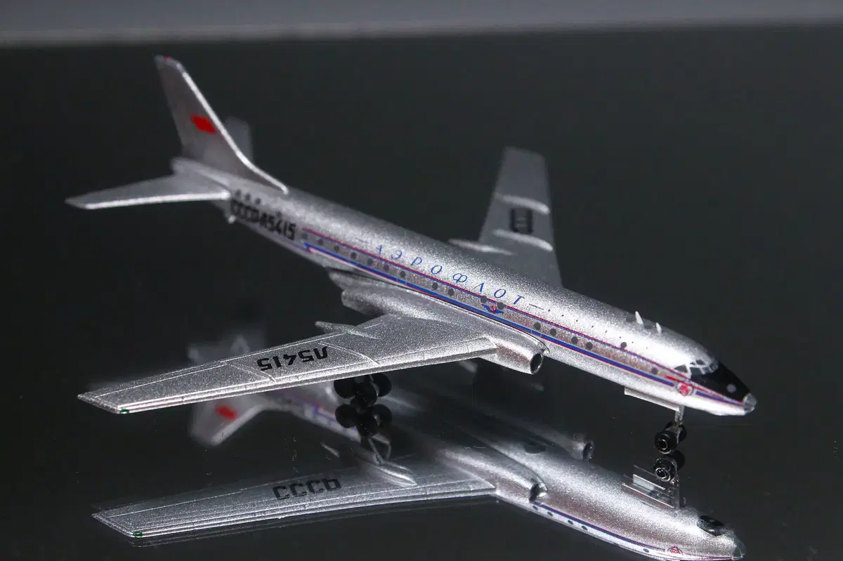 1/400 Aeroflot TU-104 CCCP-L5415 비행기모